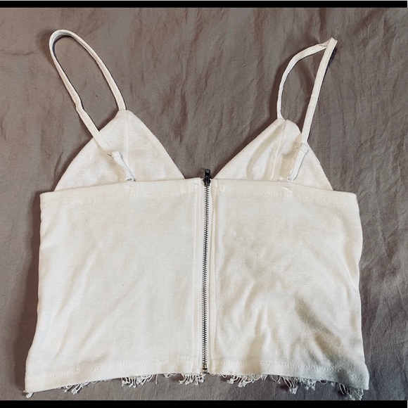 Crop top - Picture 2 of 4